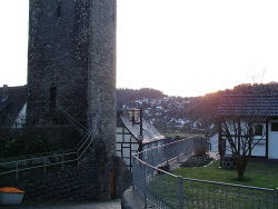Stadtmauer mit Turm